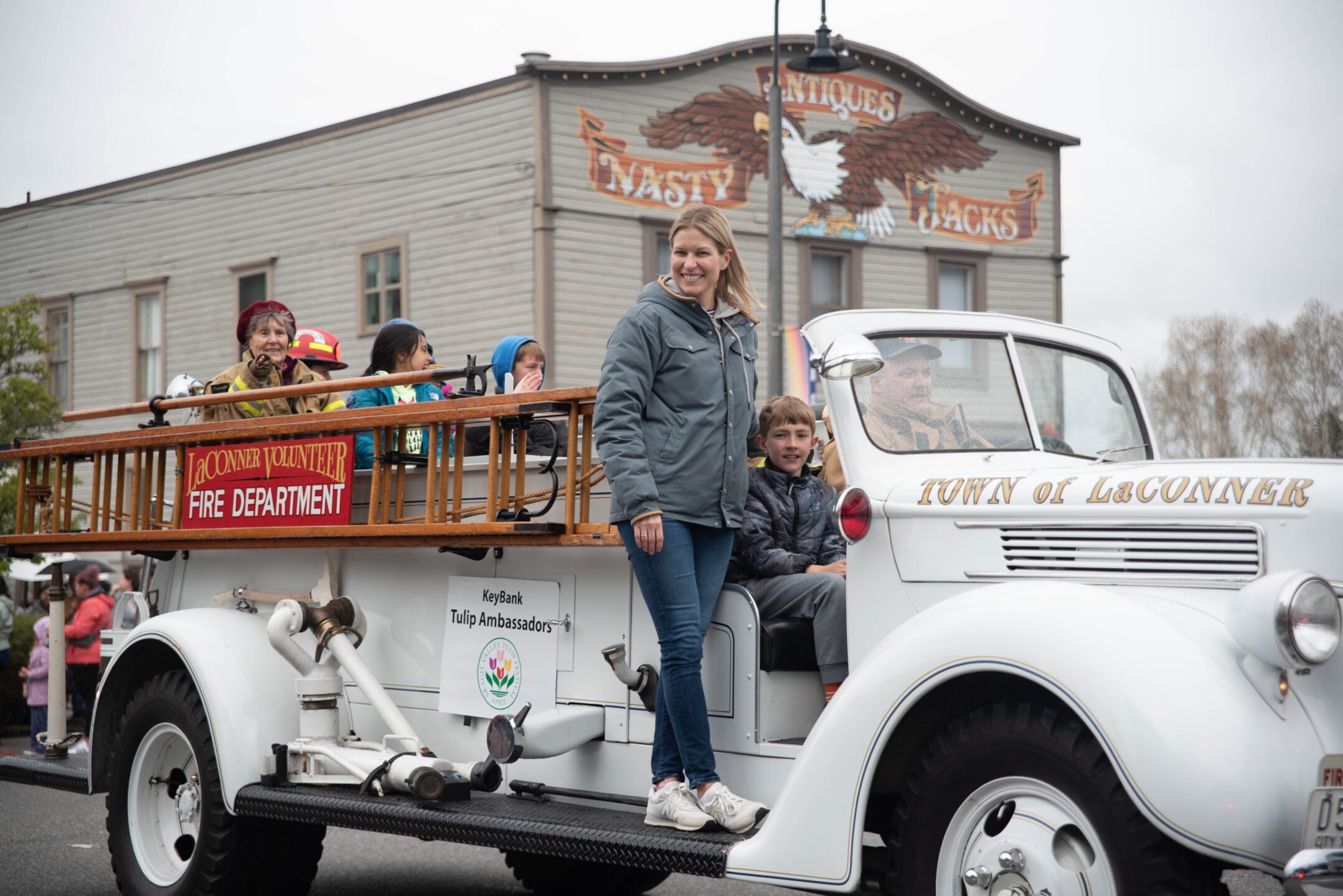 Join Us for the 2025 Tulip Festival Parade in La Conner!